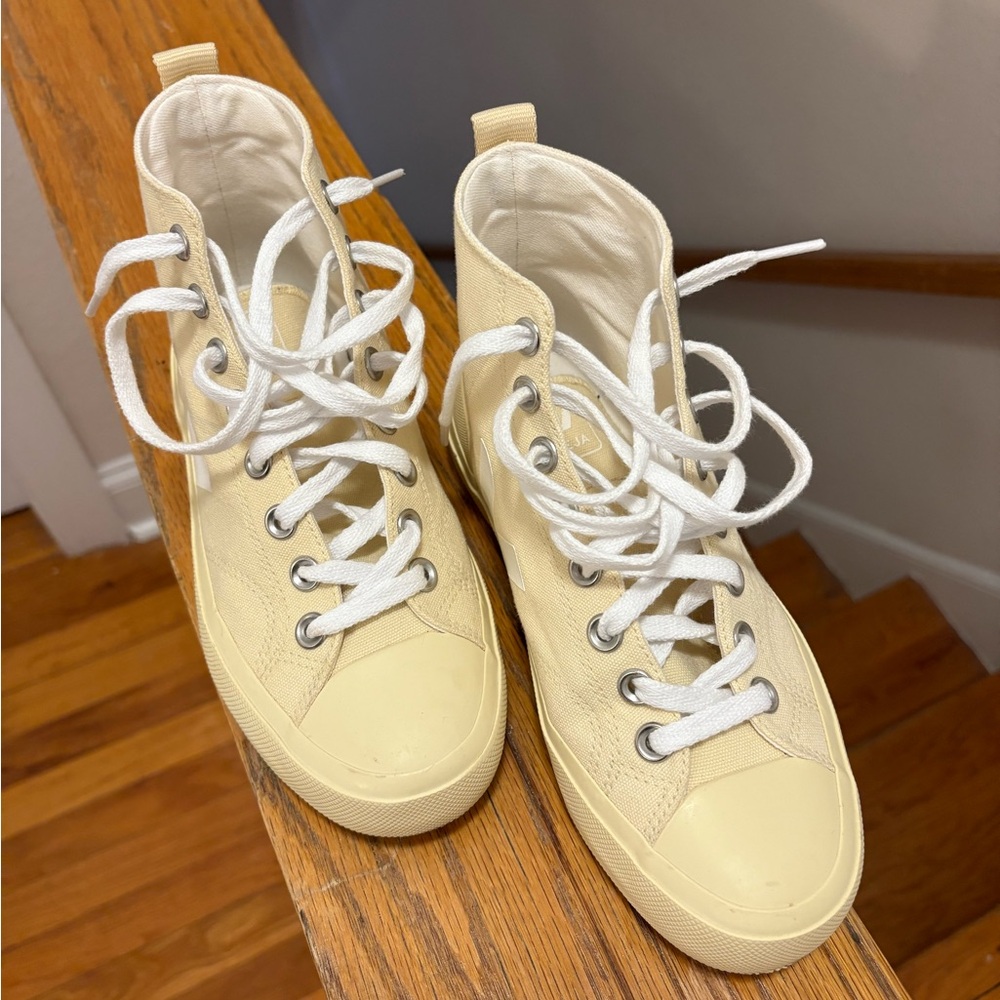 Veja Women's High-Top Sneakers